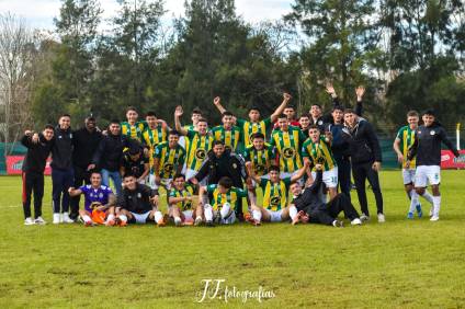 Uribelarrea le ganó a Everton y es protagonista en el Promocional Amateur